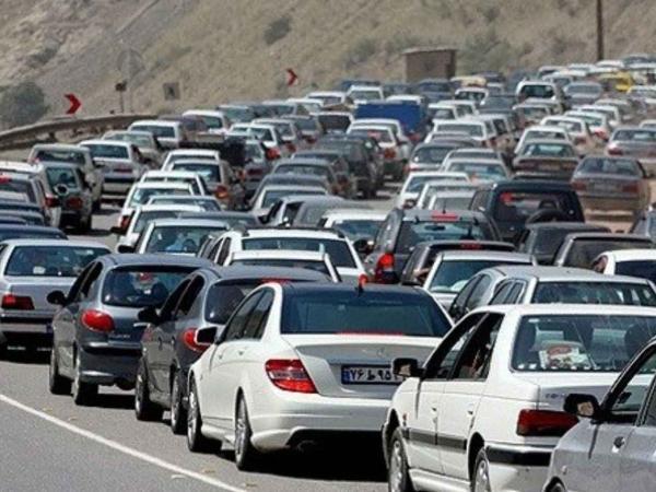 تردد جاده ای در طول شبانه روز گذشته کاهش یافت ، کدام محورها مسدود هستند؟