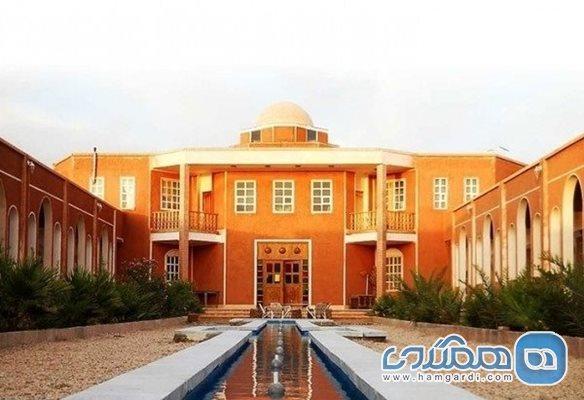 هتل بالی خور و بیابانک یکی از بهترین هتل های کویری ایران هتل بالی خور و بیابانک یکی از بهترین هتل های کویری ایران است